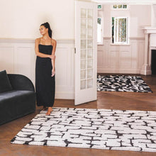 Load image into Gallery viewer, Amani Rugs - CurtainWorld.Online