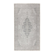 Load image into Gallery viewer, Christie Lace Compact Runner